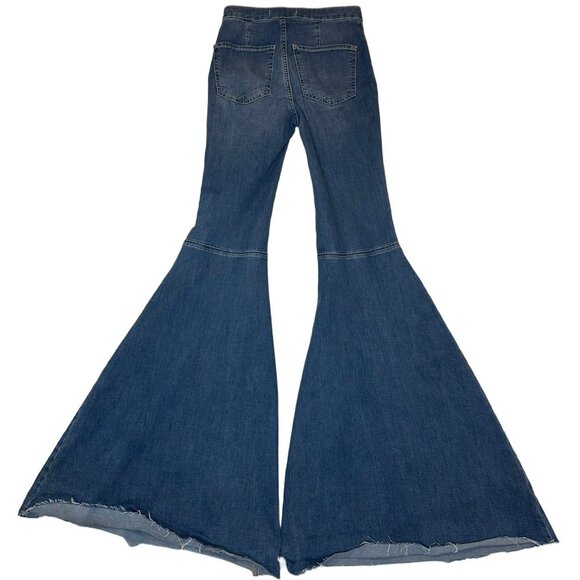 We the free Bell bottom flare jeans Just Float On Flare Jeans 24x33 Raw Hem - Picture 3 of 9